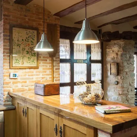 Casabella * Villalba Baja